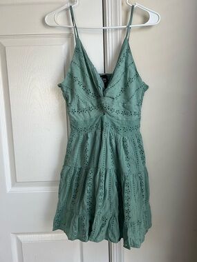 Angie Sage Green Eyelet Twist Front Tiered Smocked Sleeveless Mini Dress XL